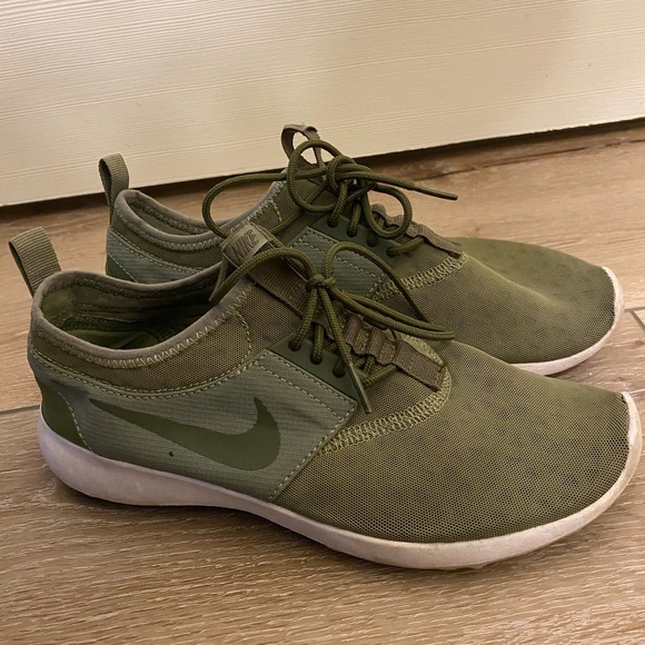 women's nike olive green sneakers